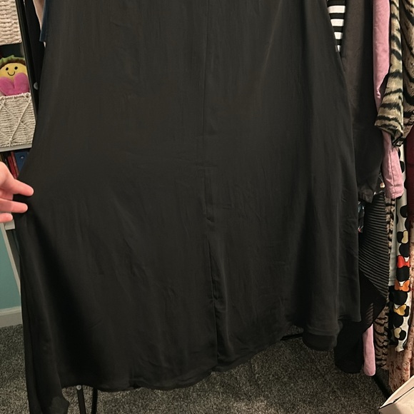 Black Old Navy Maxi Skirt - Picture 6 of 8